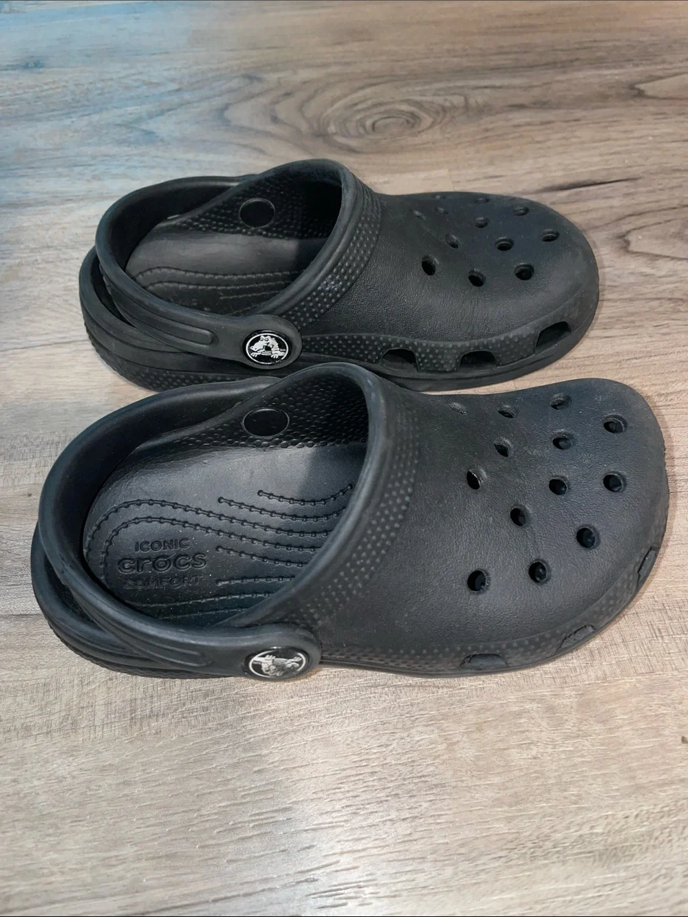 CROCS Kids Black Classic Clog with Heel Strap SIZE c10